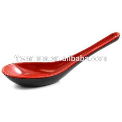 Two-color small plastic spoon